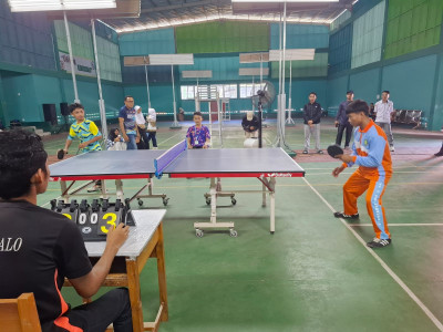 Pantang Menyerah, Murid MAN 2 Kabgor Raih Juara Tenis Meja
