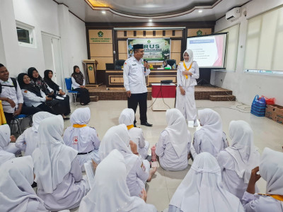 Bangun Karakter Islami, Murid Kelas XII MAN 2 Kabgor Terima Sosialisasi BRUS
