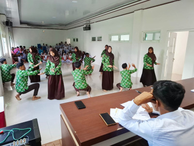Dari Teori Keaksi, Murid Kelas X MAN 2 Kabgor Praktik Seni Budaya
